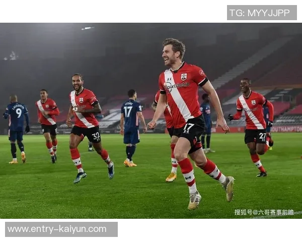 利兹联队主场迎战诺维奇，争夺英Championship关键三分之战