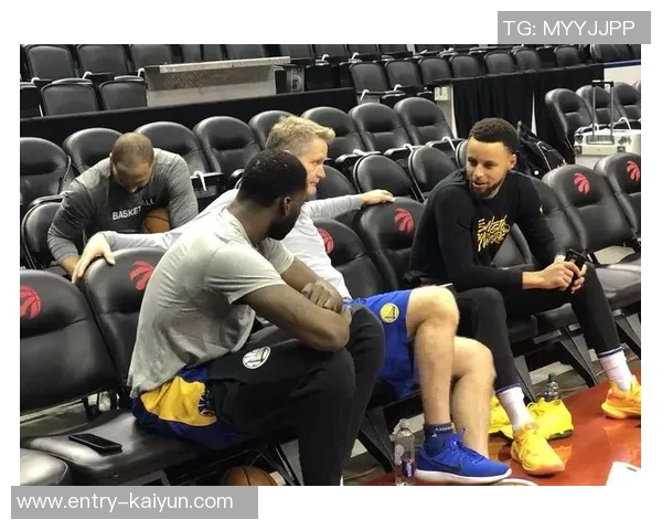 勇士与骑士激战抢七决胜局谁将书写历史传奇时刻