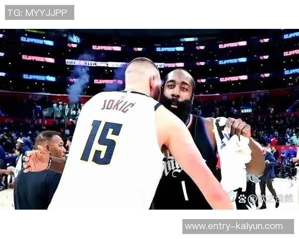 快船与掘金激战8月13日争夺季后赛晋级关键战役